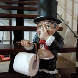 Держатель для туалетной бумаги Дворецкий, 47х26 см.