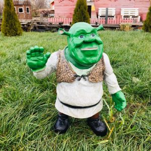 Садовая фигура мультяшный Шрек 62х74 см.