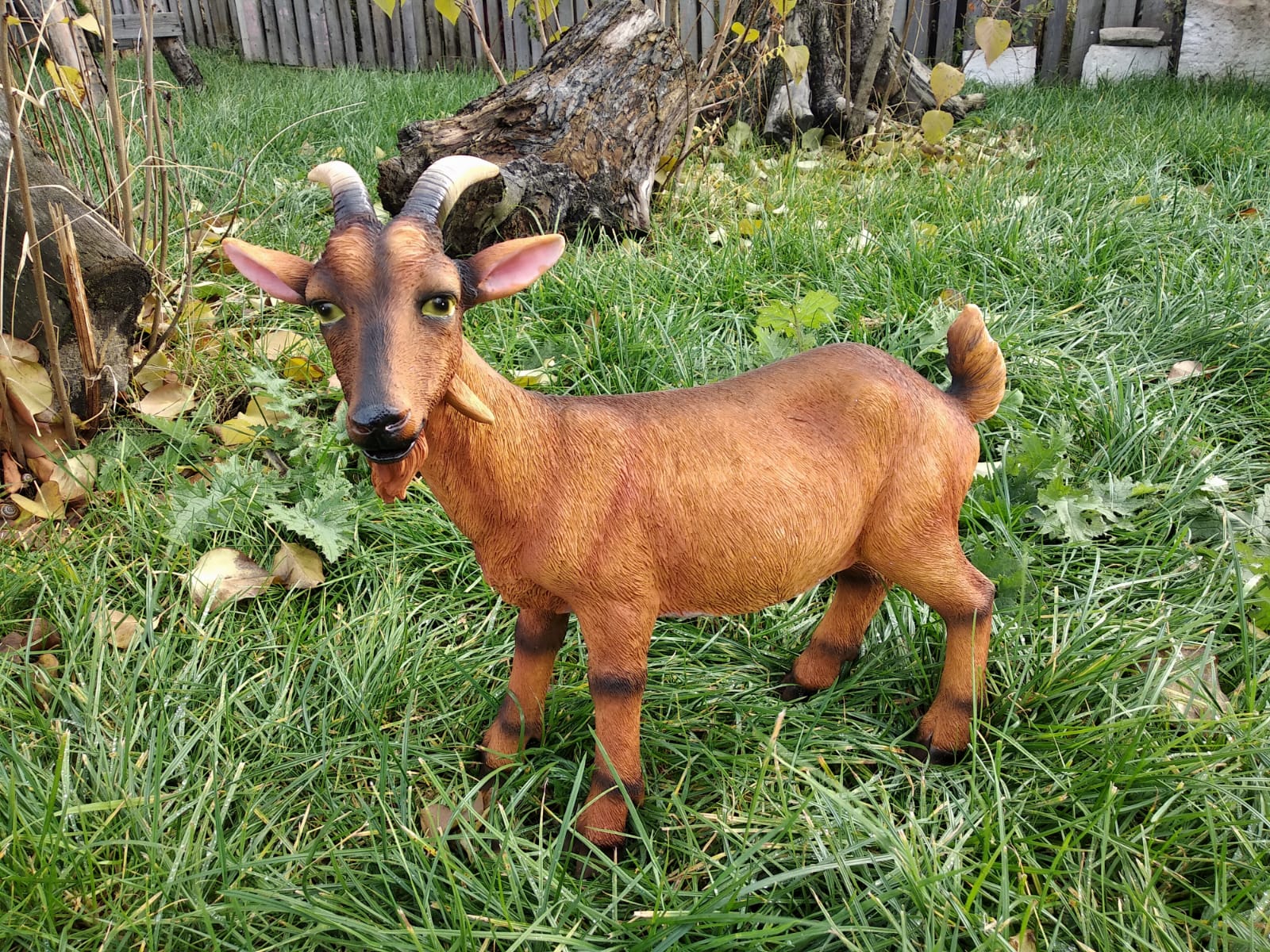 Садовая фигура Коза коричневая, 47 см. — изображение 2