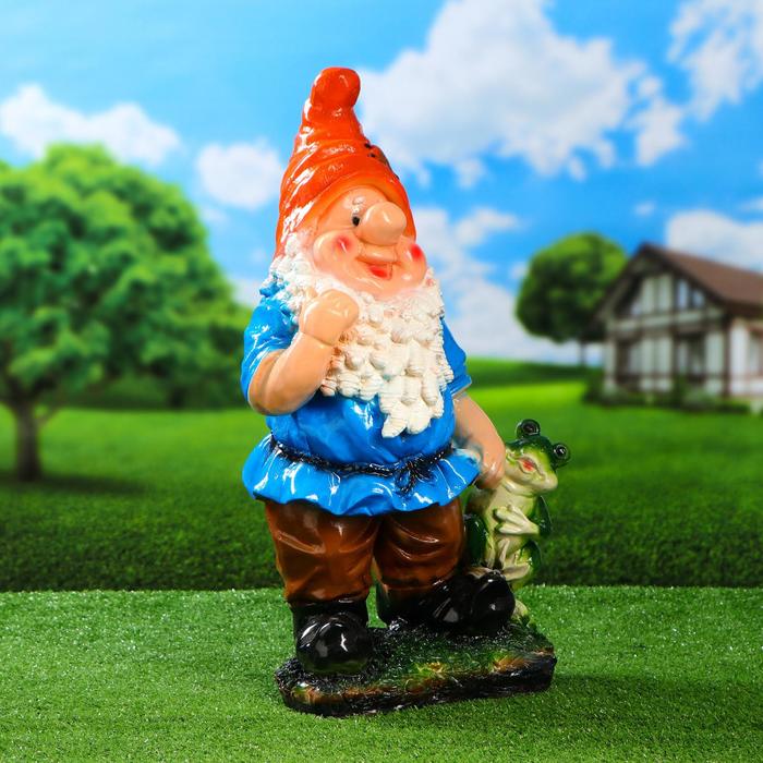 Садовая фигура Гном с лягушкой 58х32 см.