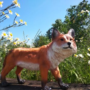 Садовая фигура Лиса стоячая