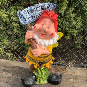 Садовая фигура Гномик с сачком 55х32 см