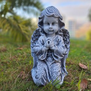 Садовая фигура Ангел большой молящийся, 50х30х27 см.