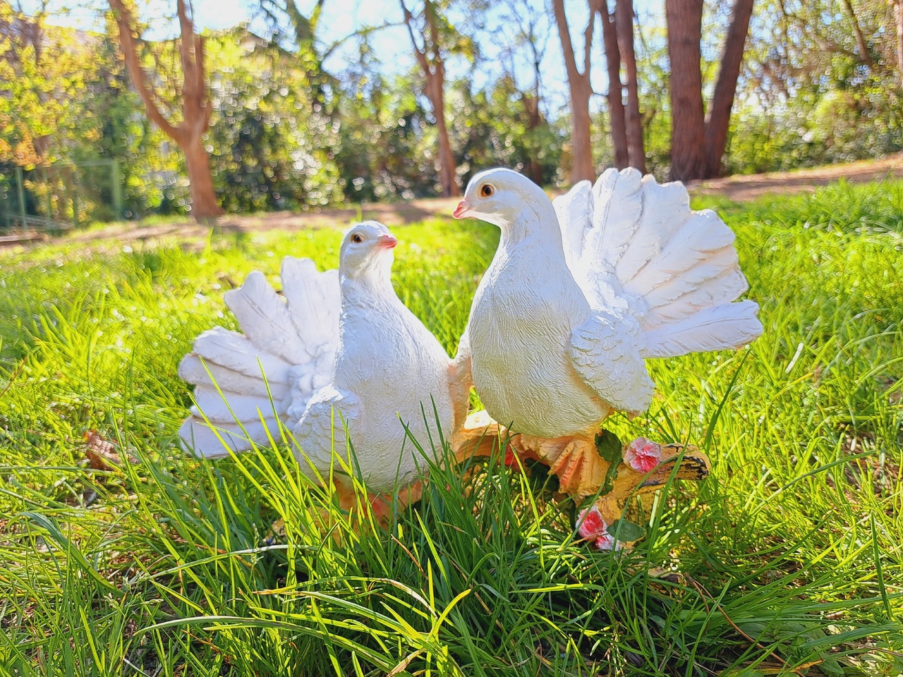 Садовая фигура Два голубя, 25х40 см. — изображение 3