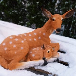 Садовая фигура Олениха с олененком, 47х55 см.