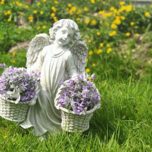 Садовая фигура Ангел с двумя корзинами, 59х48 см.