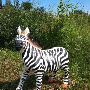 Садовая фигура Зебра стоячая, 68 х 70 см.