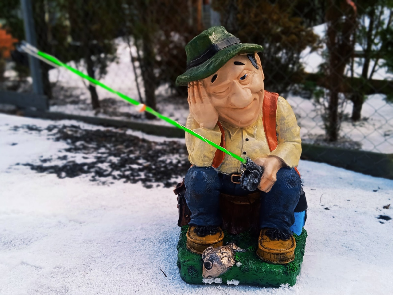 Садовая фигура Рыбак, 52х32х24 см. — изображение 2