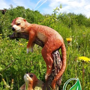 Садовая фигура Сурикат на ветке, 37 см.