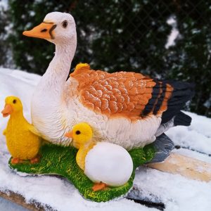 Садовая фигура Утка с утятами большая 49х34 см