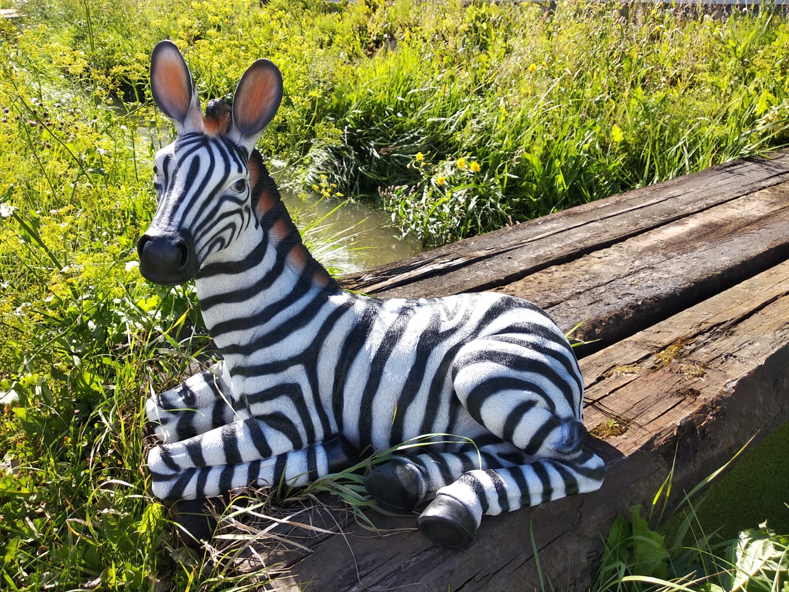 Садовая фигура Зебра, 56х50 см. — изображение 4