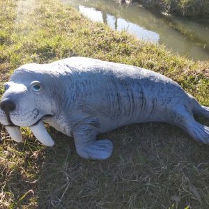 Садовая фигура Морж, 60х22 см.