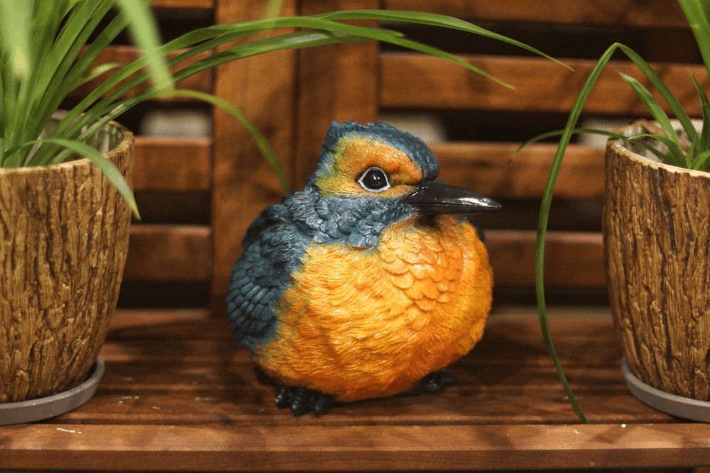 Садовая фигура Коноплянка большая, 22х33 см.