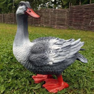 Садовая фигура Гусь серый, 50 см.