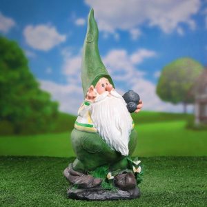 Садовая фигура Гном островерхий с лейкой 45х26 см.