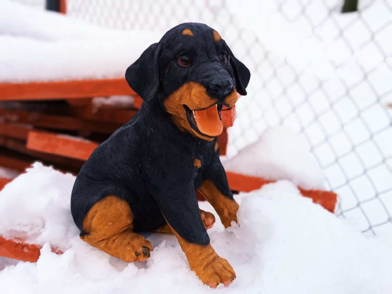 Садовая фигура Ротвейлер маленький, 25х19 см.