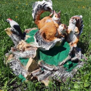 Крышка на люк камень с белками 75х75 см