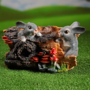 Кашпо Зайцы на бревне