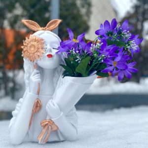 Кашпо Ваза  девушка с ромашкой и букетом, 30Х23Х12 см