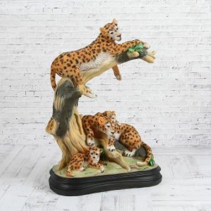 Скульптура Семья леопардов 50х34 см
