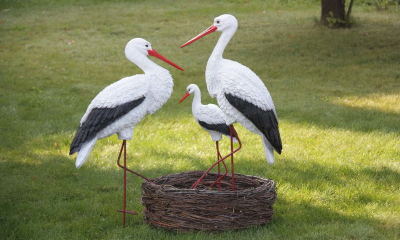 Садовая фигура Аисты в гнезде семья (большой, средний, малый) 50х115 см.