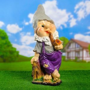 Садовая фигура Гном с трубкой 28х70 см.