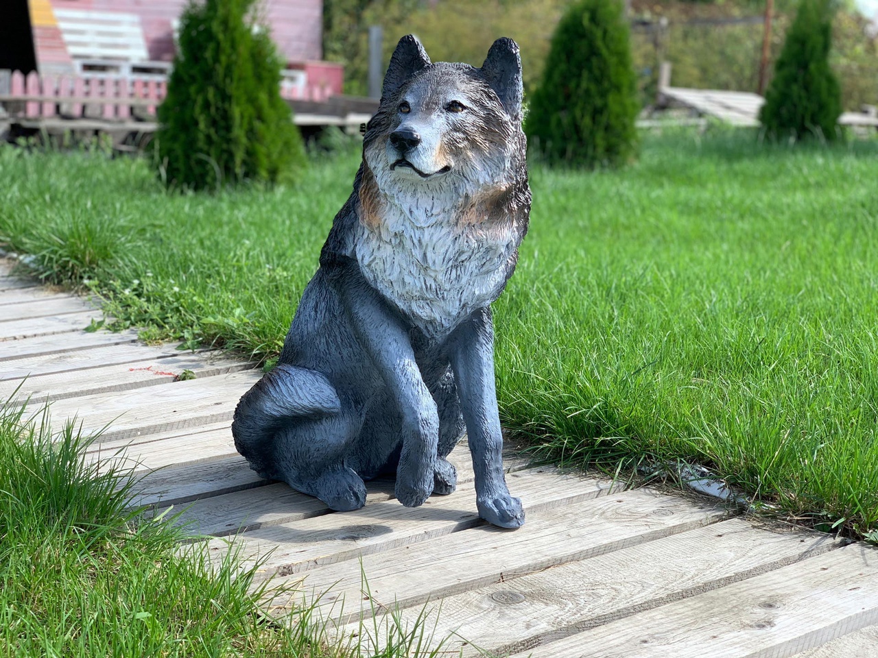 Садовая фигура Волк, 68х57 см.