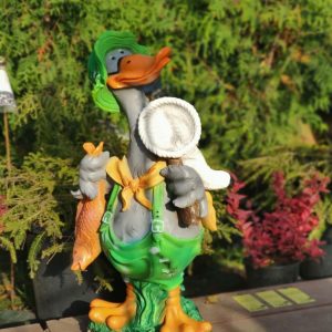 Садовая фигура Гусь мультяшный рыбак 67см