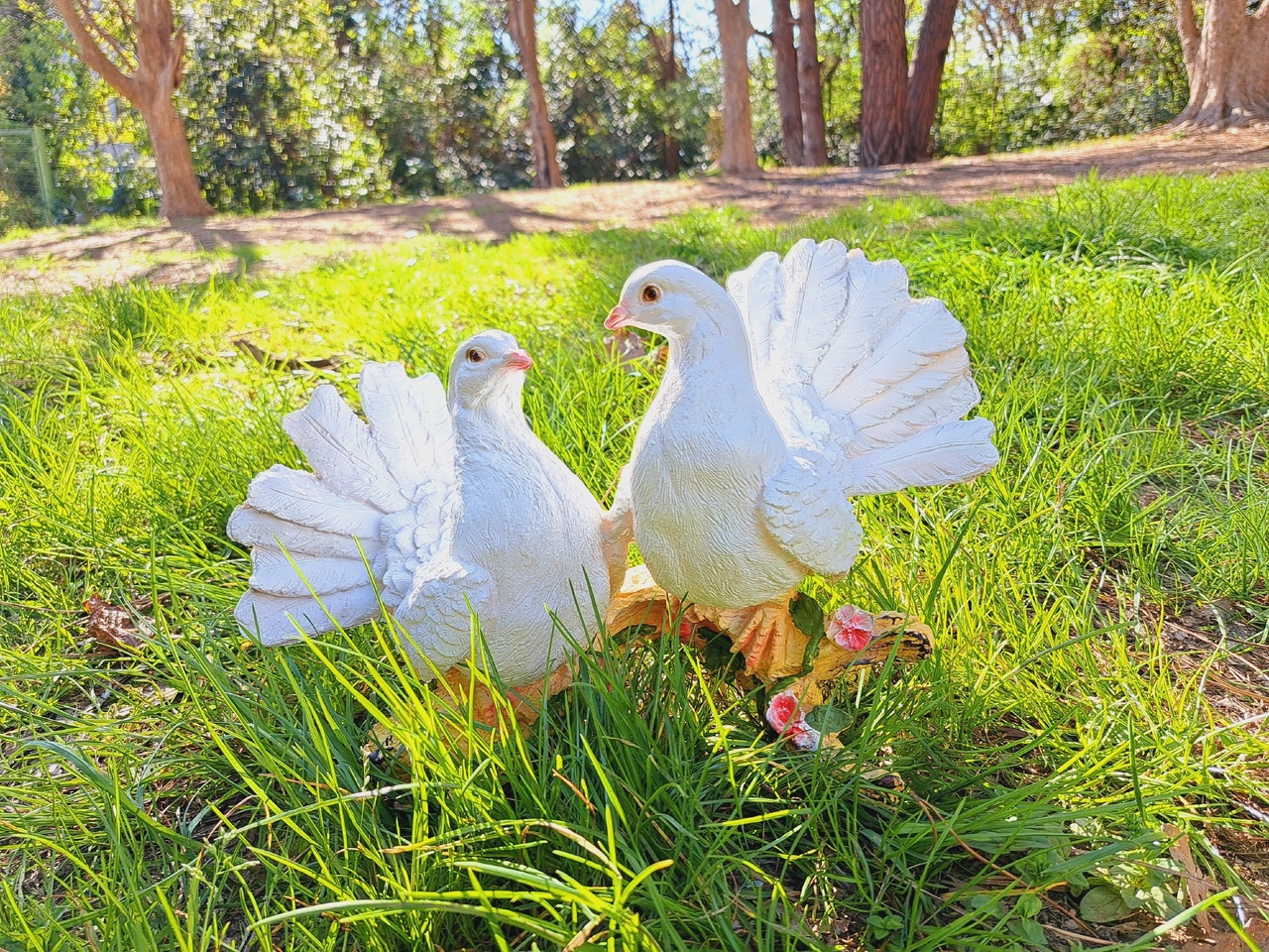 Садовая фигура Два голубя, 25х40 см. — изображение 2