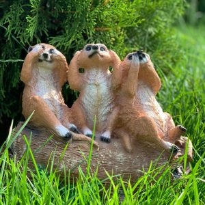 Садовая фигура Сурикаты на бревне, 32 см.