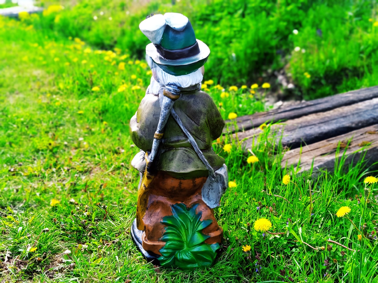 Садовая фигура Гном охотник с собакой 77х40 см. — изображение 4