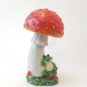 Садовая фигура Мухомор с лягушкой 49х25 см
