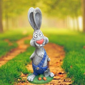 Садовая фигура Зайчик косой с лопатой 23Х19Х55 см