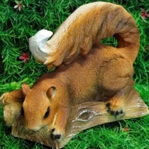 Садовая фигура Белочка пушистый хвост 28 см