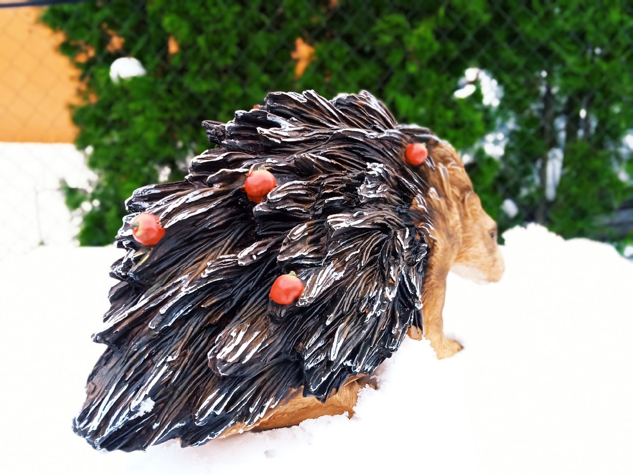 Садовая фигура Ехидна 39х34х65 см — изображение 4